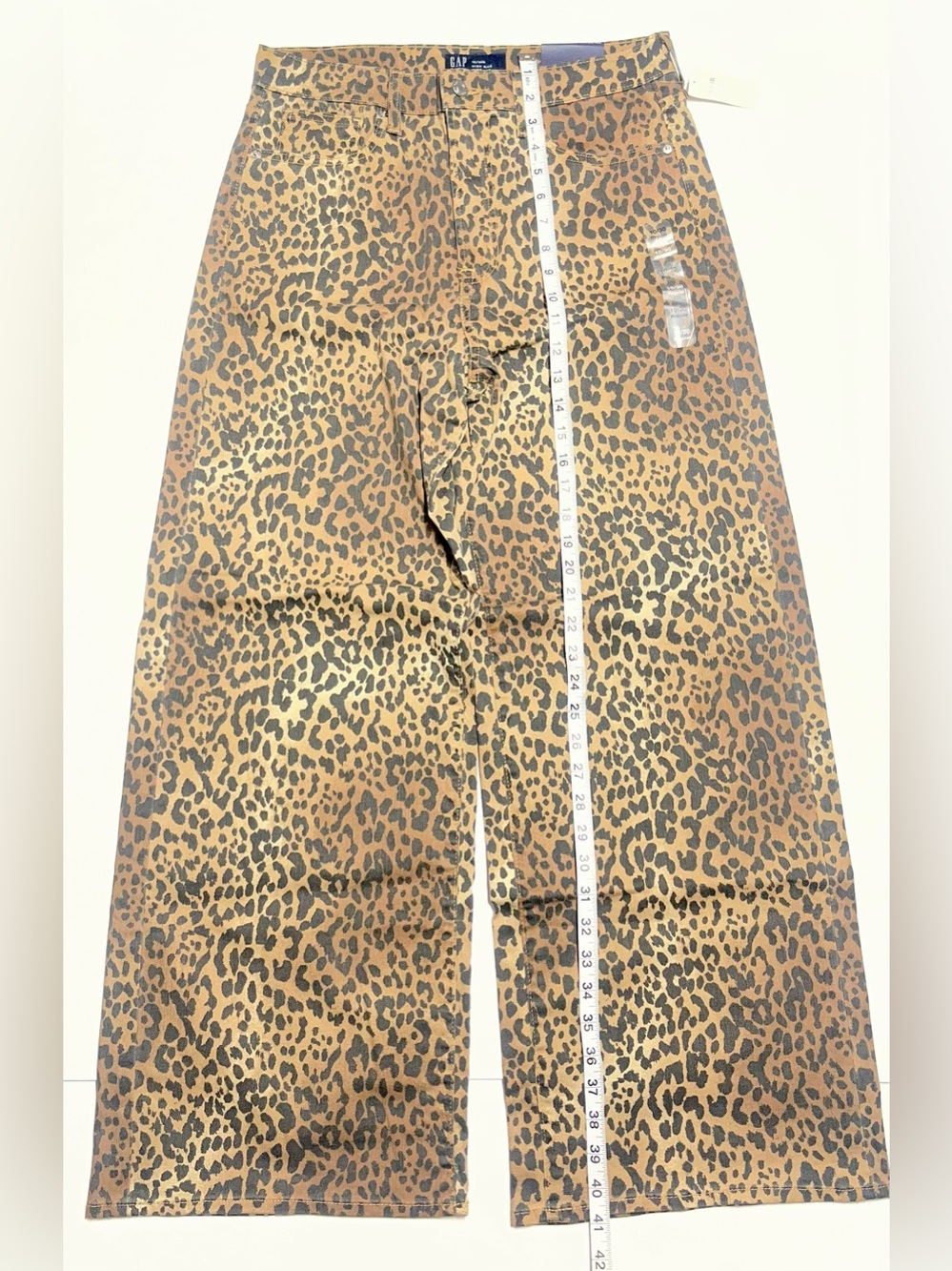Gap women’s size 30R high rise/ wide leg jeans - Picture 4 of 11